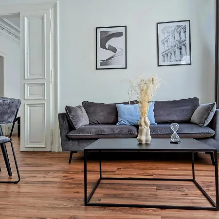 Residenz City-center Apartment